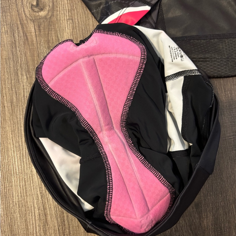 Betty Designs Pink and Black Triathlon Suit - Picture 5 of 5